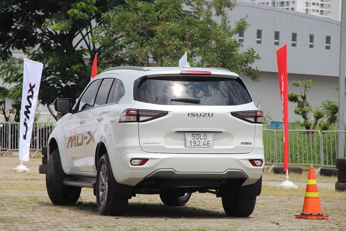 Isuzu mu-X 2022 tại Việt Nam, ít, ít phiên bản giá bán cao nhất Đông Nam Á
