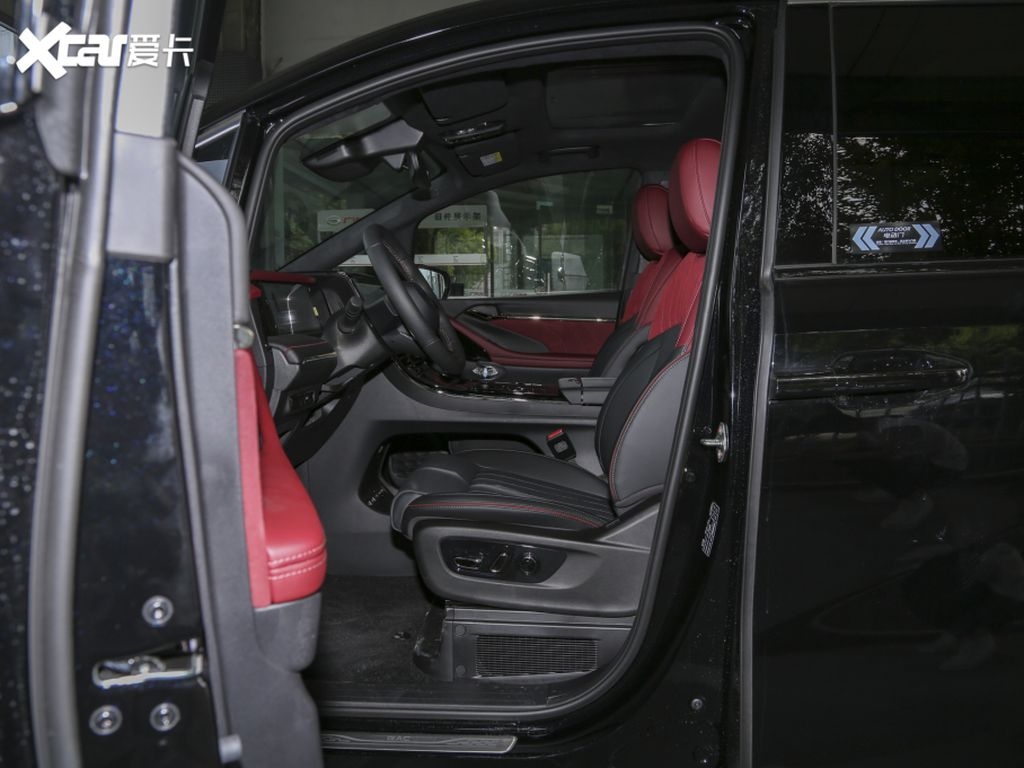 GAC M8 sắp về Việt Nam có gì đặc biệt?