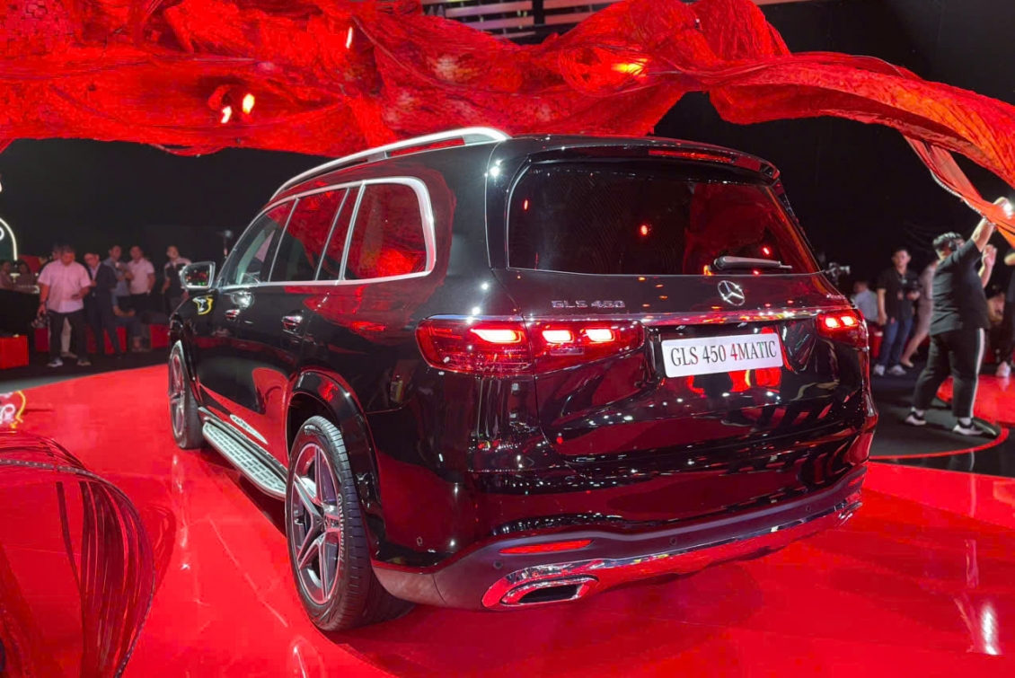Mercedes-Benz GLS 2025 ra mắt tại Việt Nam, giá từ 5,7 tỷ đồng Mercedes-Benz GLS 2025 ra mắt tại Việt Nam, giá từ 5,7 tỷ đồng