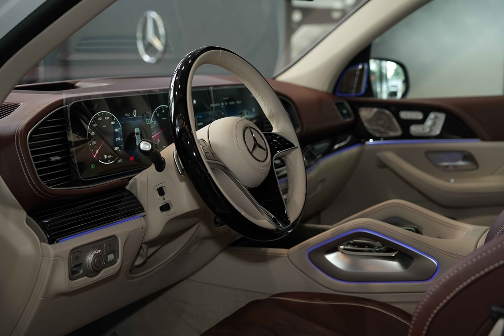 Cận cảnh Mercedes-Maybach GLS 600 vừa ra mắt Việt Nam, giá 12,3 tỷ đồng