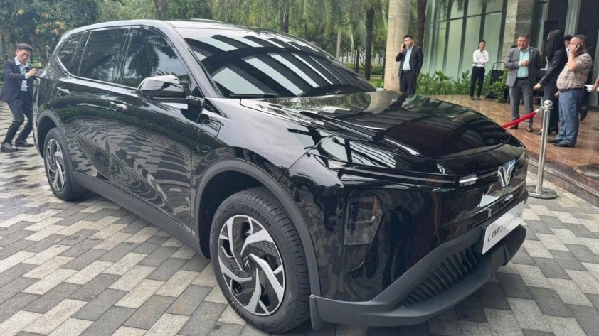 Lộ ảnh nội thất VinFast Limo Green ngoài đời thực