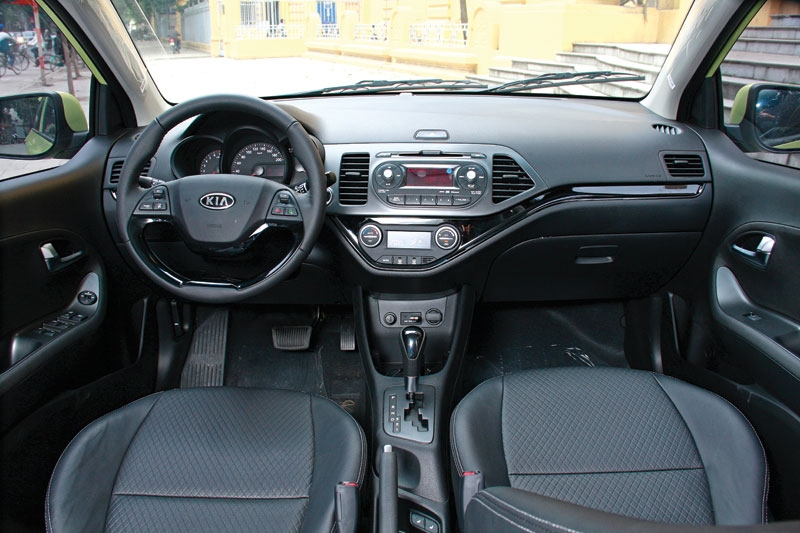 so sanh kia morning va toyota wigo chon xe nhat hay han