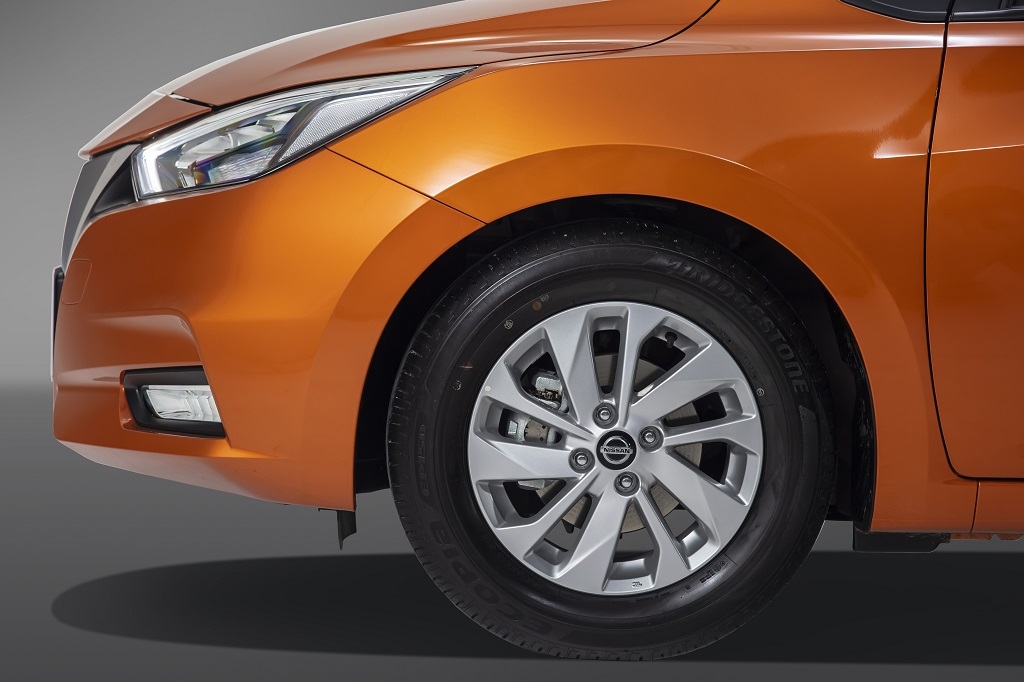 Nissan Almera giá từ 469 triệu đồng tại Việt Nam Nissan Almera giá từ 469 triệu đồng tại Việt Nam