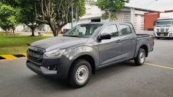 Giá Isuzu D-Max giảm 120 triệu đồng, cạnh tranh Ford Ranger