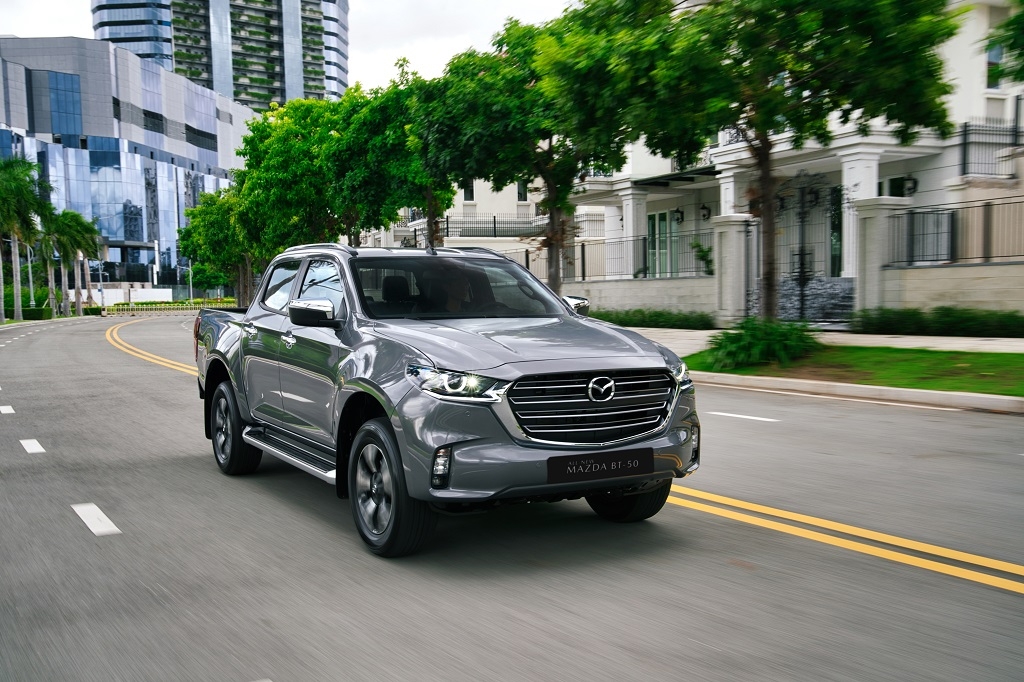 Mazda BT-50 2021 ra mắt tại Việt Nam, giá tăng mạnh