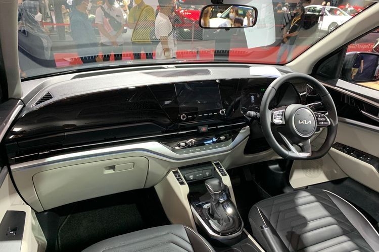 Kia Carens 2022 tại Indonesia