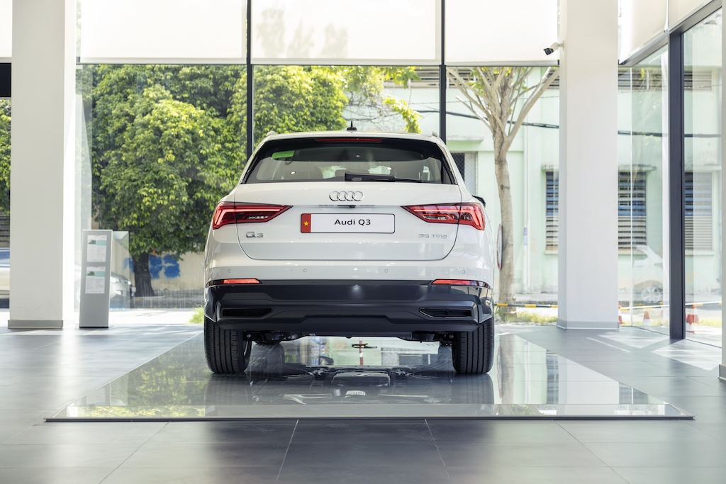 Audi Q3 Advanced Black Edition ra mắt Việt Nam, giá 1,9 tỷ đồng