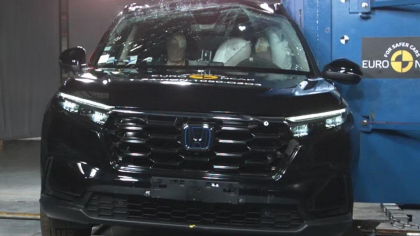 Honda Civic e:HEV sắp ra mắt Việt Nam nhận điểm tối đa trong thử nghiệm an toàn
