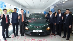 VinFast khai trương showroom lớn nhất tại Ấn Độ