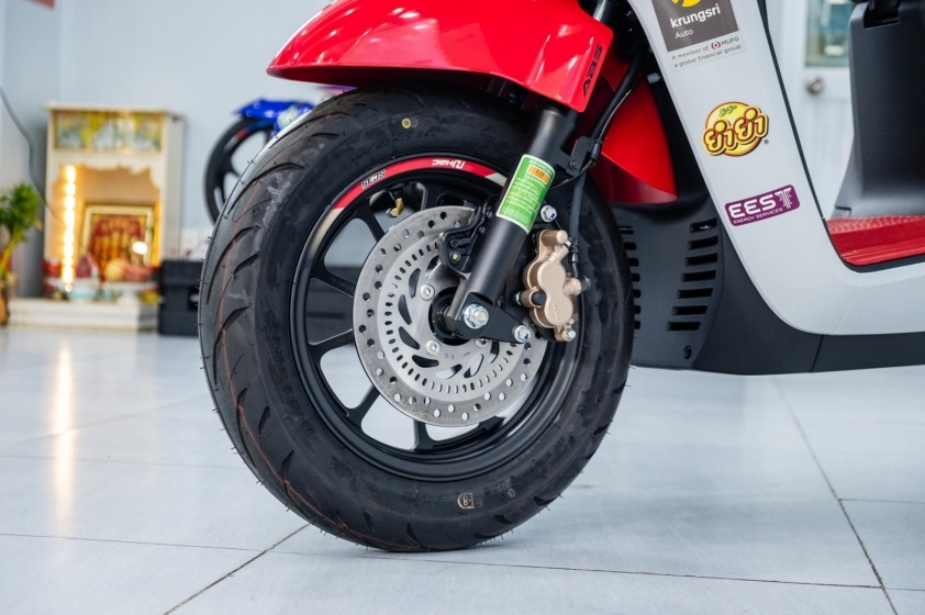 Lô xe Honda Giorno+ SC35 ThaiGP đầu tiên cập bến Việt Nam Lô xe Honda Giorno+ SC35 ThaiGP đầu tiên cập bến Việt Nam