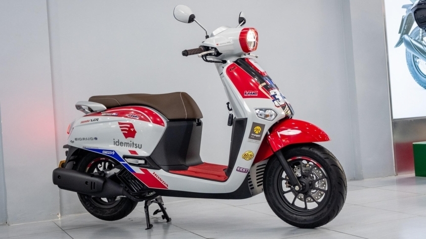 Lô xe Honda Giorno+ SC35 ThaiGP đầu tiên cập bến Việt Nam