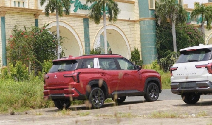 Mitsubishi Destinator bất ngờ lộ diện tại Việt Nam Mitsubishi Destinator bất ngờ lộ diện tại Việt Nam