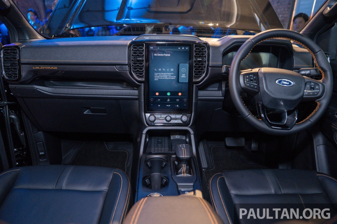 Ford Ranger có thêm bản động cơ V6, giá quy đổi từ 1,2 tỷ đồng