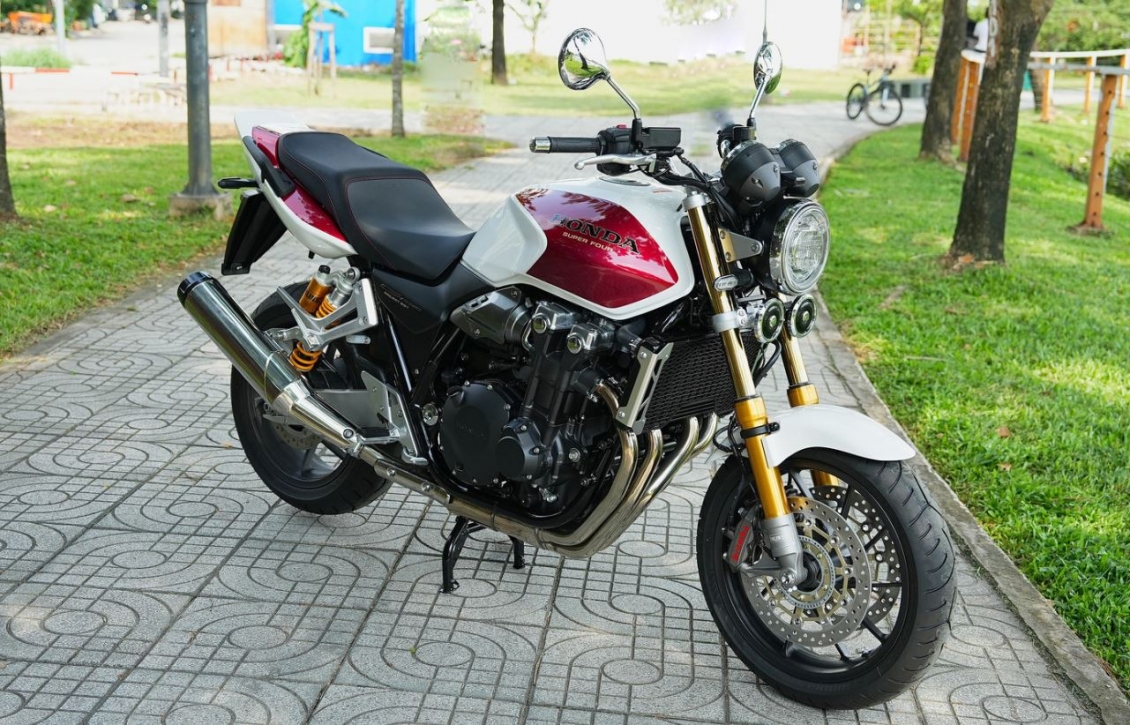 Honda CB1300SF SP Final Edition cập bến Việt Nam