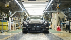 Nissan bàn giao chiếc GT-R R35 cuối cùng