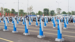 Trạm sạc xe điện V-Green lớn nhất Việt Nam chính thức đi vào hoạt động