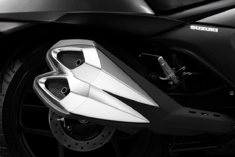 chi tiet suzuki intruder 150 vua ra mat gia 90 trieu dong