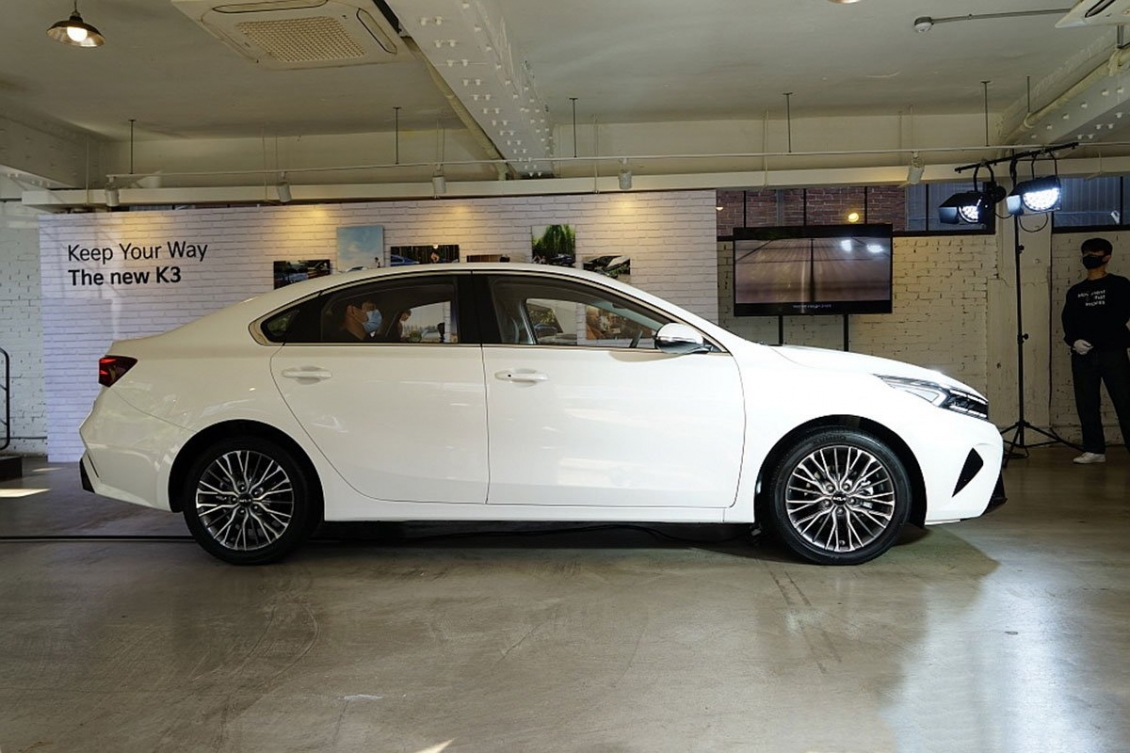 Kia Cerato 2022 lột xác toàn diện, sắp ra mắt tháng 10