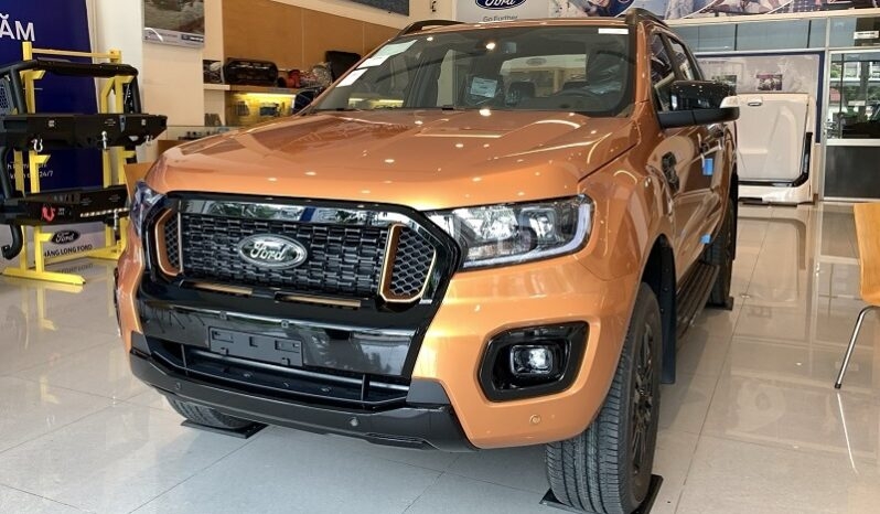 Top 10 xe bán chạy nhất tháng 9/2021: VinFast Fadil thăng hoa, Toyota Vios lao dốc