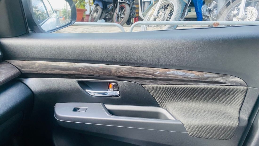 Suzuki Ertiga Hybrid 2023 xuất hiện tại đại lý, chờ ngày ra mắt