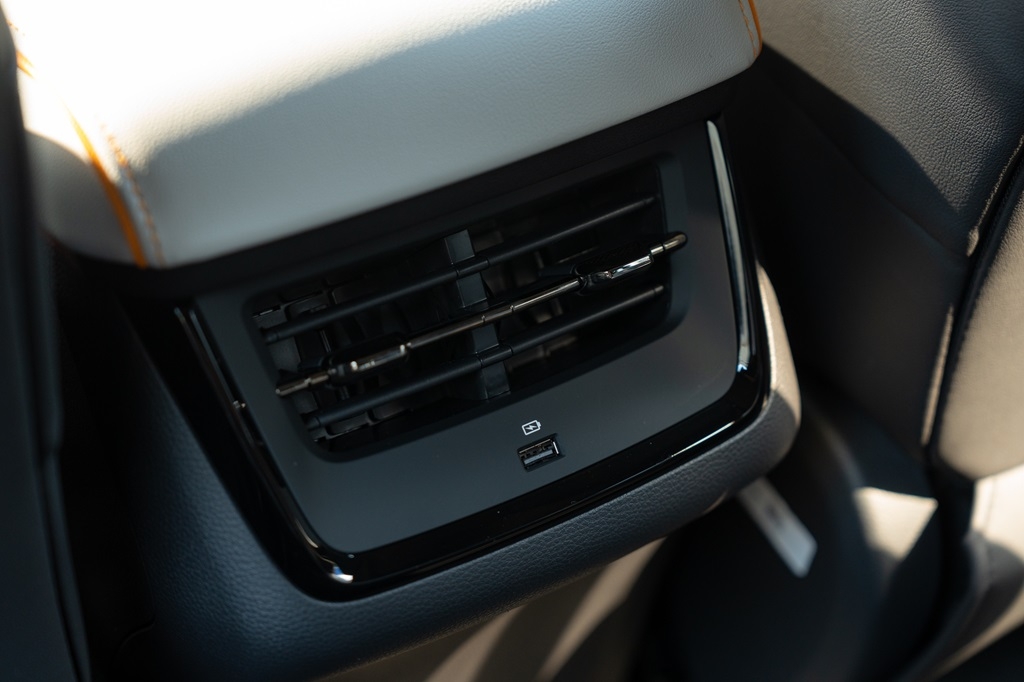 Ford Territory có thêm phiên bản mới tại Việt Nam,giá 909 triệu đồng