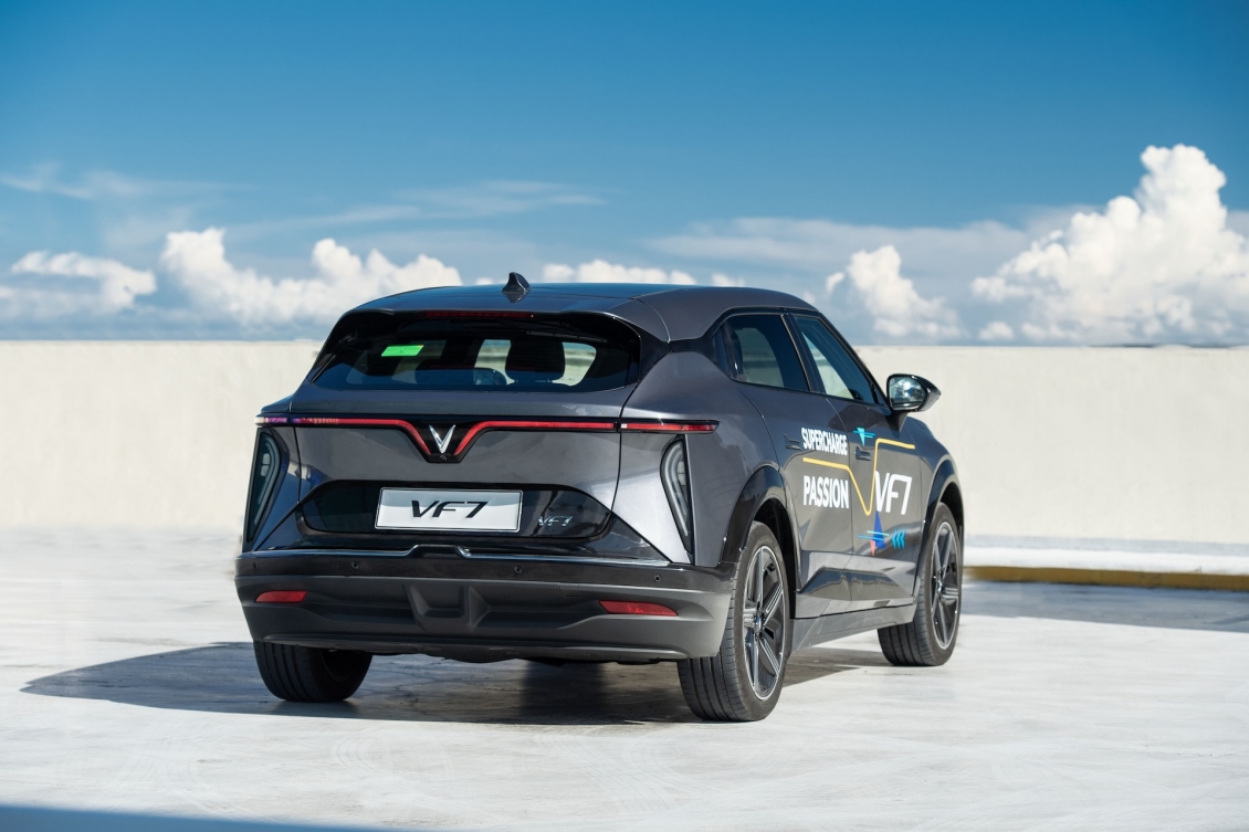 3 'điểm lời' giúp VinFast VF7 bỏ xa đối thủ trong phân khúc C-SUV