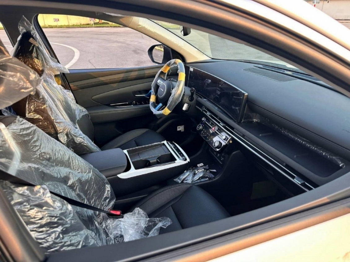 Hyundai Tucson 2024 bất ngờ lộ diện tại Việt Nam, ngày ra mắt không xa