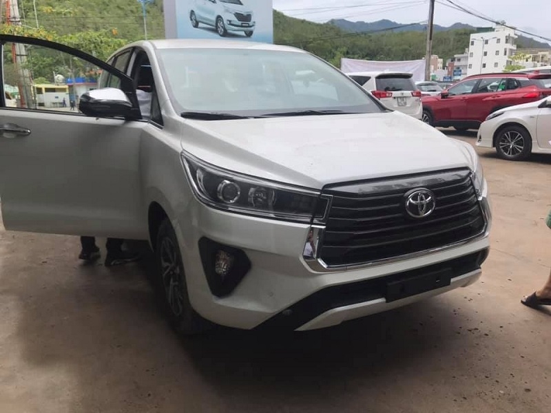 toyota innova 2021 chot lich ra mat 910 gia giam