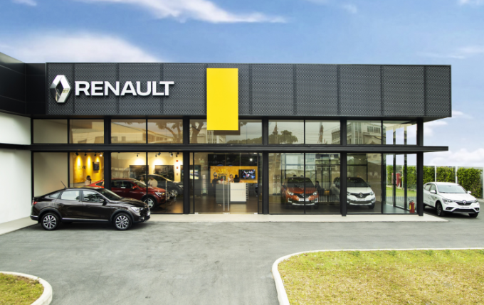 Renault rút khỏi Việt Nam, khách hàng sắp bơ vơ?