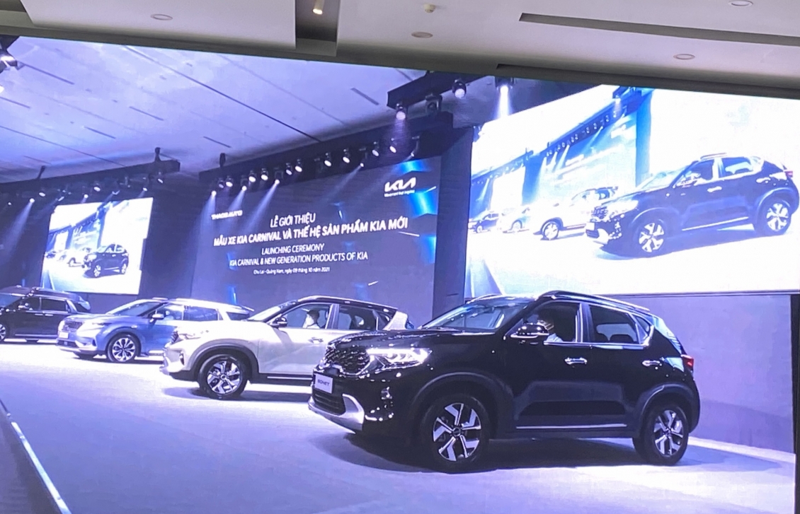 KIA Sonet giá từ... tại Việt Nam