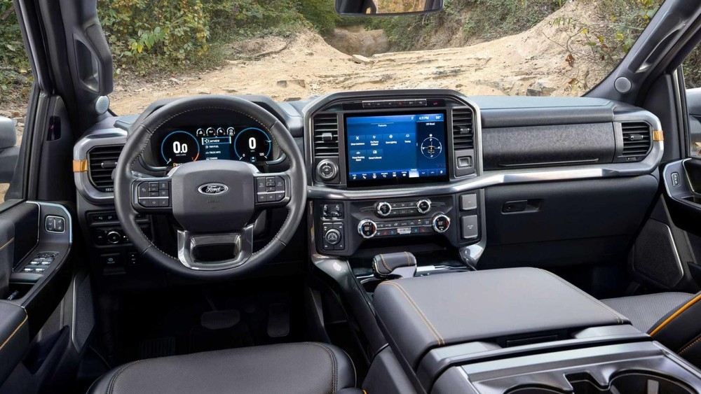 Top 10 xe ô tô có nội thất đẹp nhất năm 2021