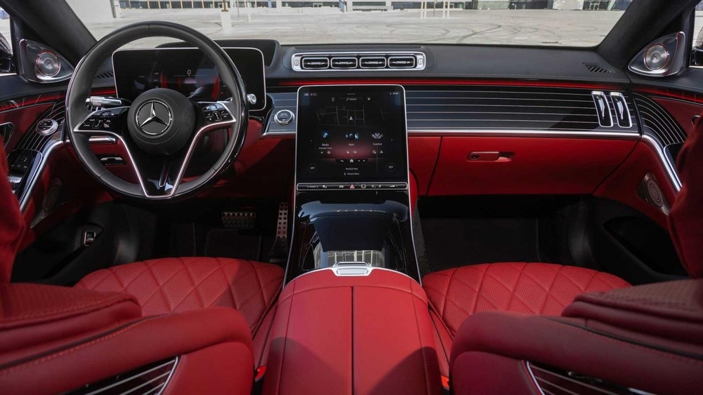 Top 10 xe ô tô có nội thất đẹp nhất năm 2021