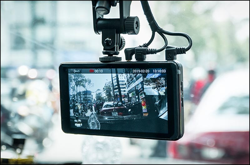 Vì sao nên lắp đặt camera hành trình cho ô tô?