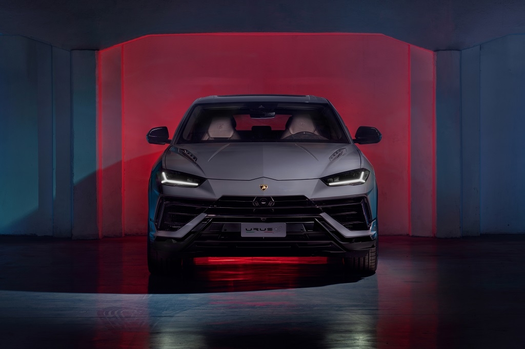 Cận cảnh Lamborghini Urus S vừa ra mắt Việt Nam, giá 14,3 tỷ đồng