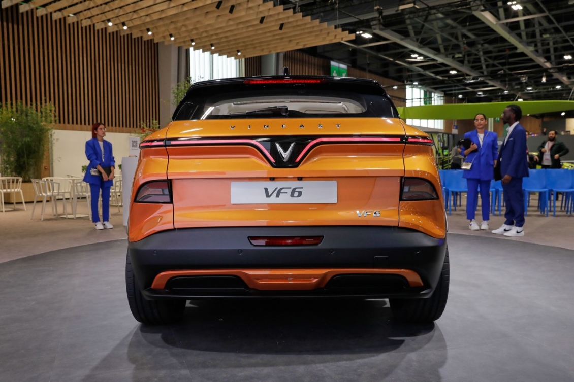 Cận cảnh nội thất VinFast VF 6 tại Paris Motor Show 2022