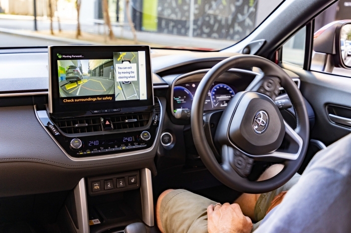 Toyota Corolla Cross 2023 tại Úc