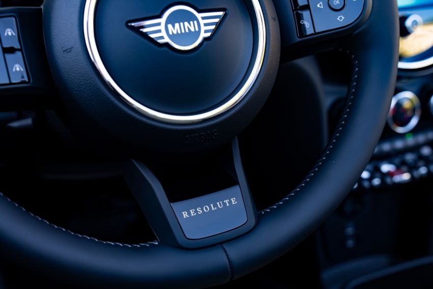 MINI Cooper S 5-Cửa Resolute Edition