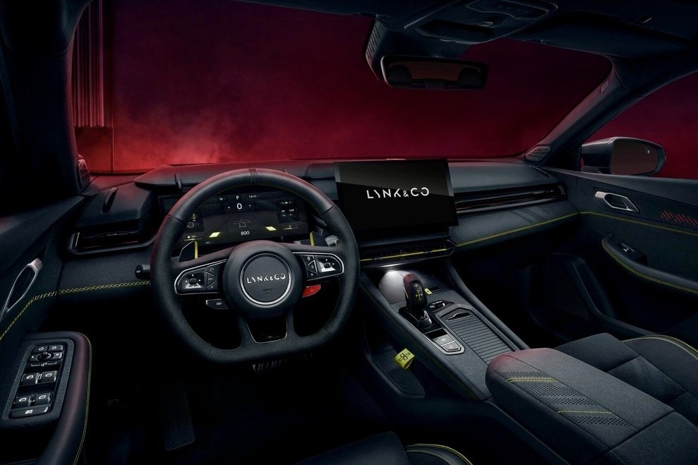 Cận cảnh Lynk & Co 03 vừa ra mắt Việt