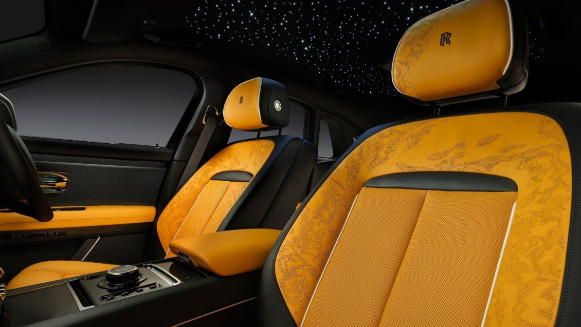 Black Badge Ghost Series II: Biểu tượng táo bạo mới của Rolls-Royce