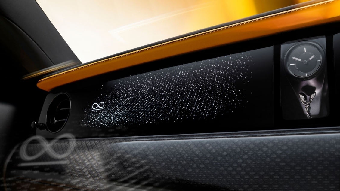 Black Badge Ghost Series II: Biểu tượng táo bạo mới của Rolls-Royce