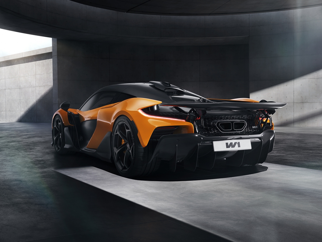 McLaren W1: Phá vỡ mọi giới hạn McLaren W1: Phá vỡ mọi giới hạn