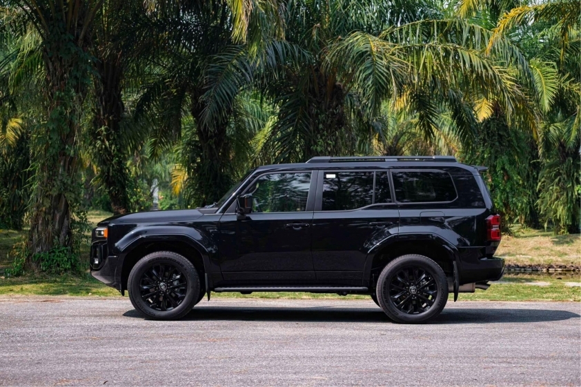 Toyota Land Cruiser Prado 2025 có giá từ 3,4 tỷ đồng tại Việt Nam Toyota Land Cruiser Prado 2025 có giá từ 3,4 tỷ đồng tại Việt Nam