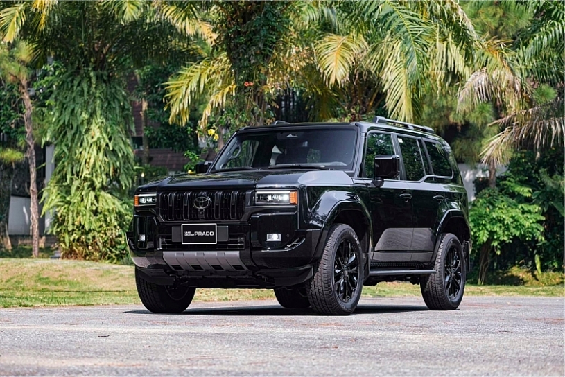 Toyota Việt Nam cập nhật phần mềm táp-lô trên Land Cruiser Prado