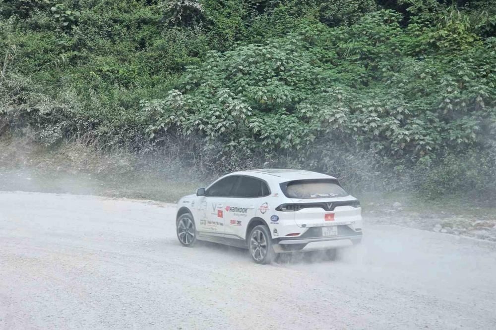 Hành trình VF8 chinh phục Tây Tạng: 5 ngày đầu tiên đầy thú vị Hành trình VF8 chinh phục Tây Tạng: 5 ngày đầu tiên đầy thú vị