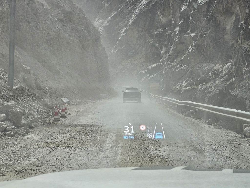 Đoàn xe VinFast VF8 chinh phục Tây Tạng về đến Việt Nam