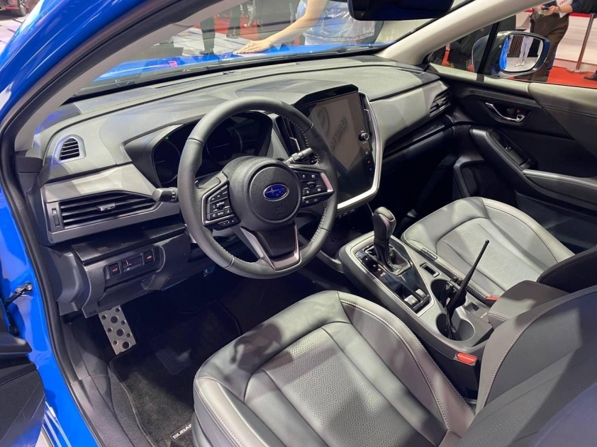 Subaru Crosstrek ra mắt tại VMS 2024, giá bán từ 1,1 tỷ đồng Subaru Crosstrek ra mắt tại VMS 2024, giá bán từ 1,1 tỷ đồng