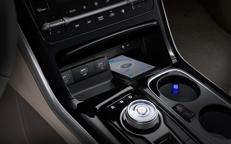 Kia Sedona High Limousine 2021 lộ diện, đẳng cấp không thua xe sang Kia Sedona High Limousine 2021 lộ diện, đẳng cấp không thua xe sang