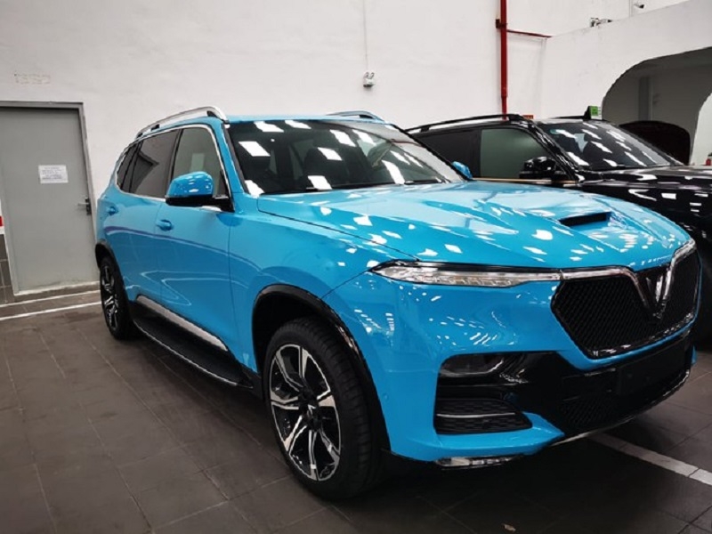 Xe chủ tịch VinFast President được độ màu sơn xe độc lạ Xe chủ tịch VinFast President được độ màu sơn xe độc lạ