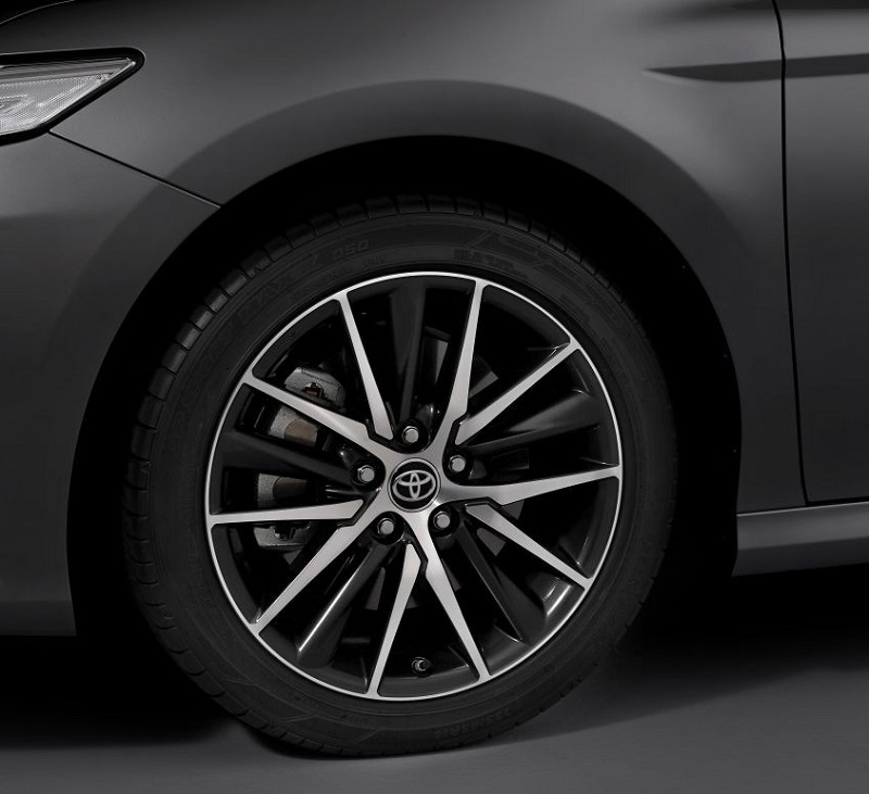 Toyota Camry Hybrid 2021