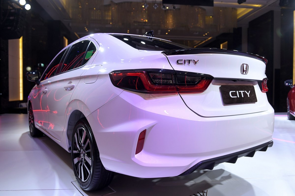 Thiết kế đuôi xe Honda City 2021